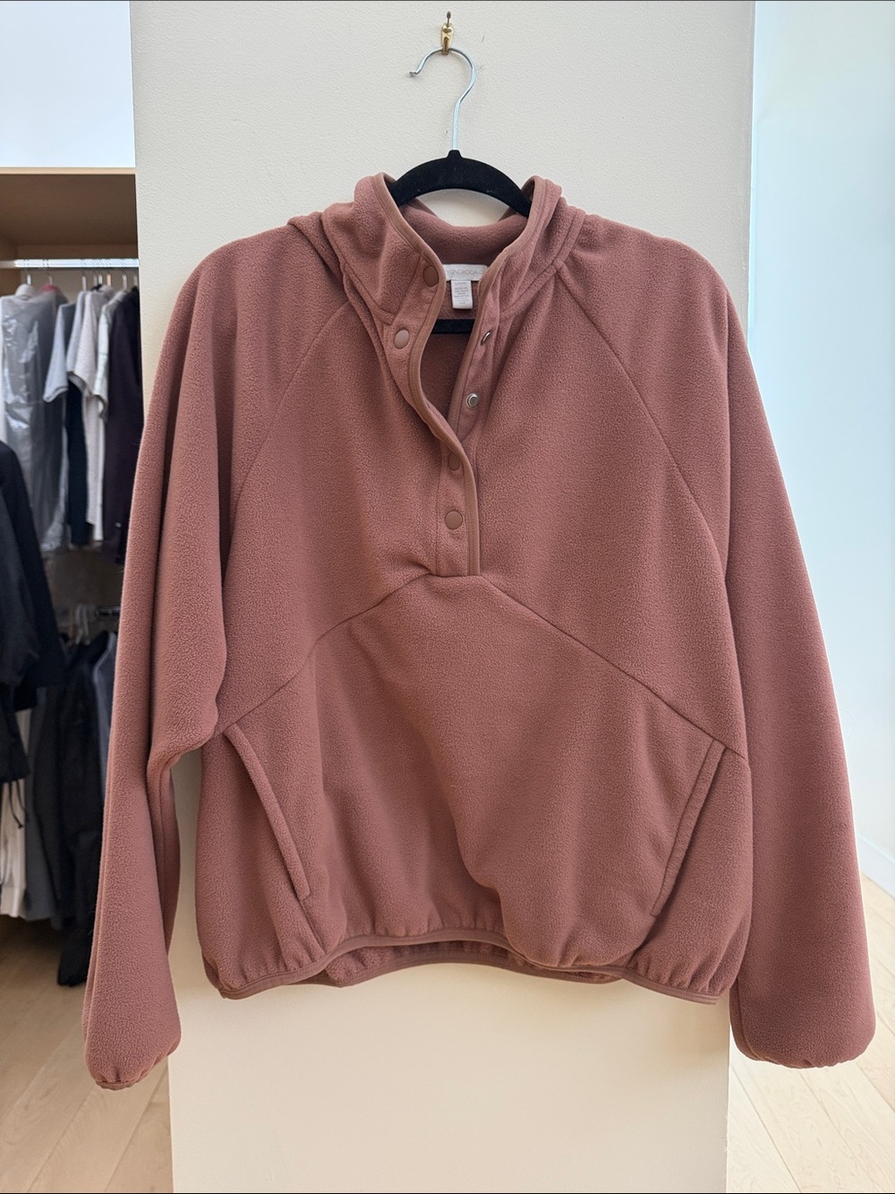 Beyond Yoga Rose Fleece Snap-Front Pullover Hoodie